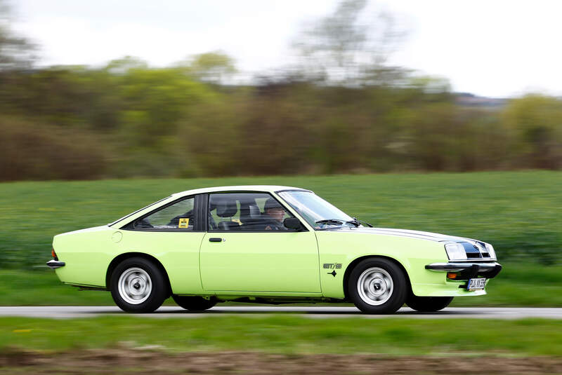 Opel Manta B Motor Klassik Service-Station