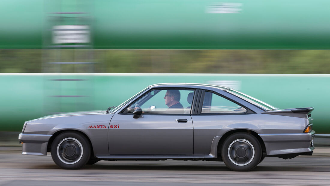 Opel Manta B, Seitenansicht