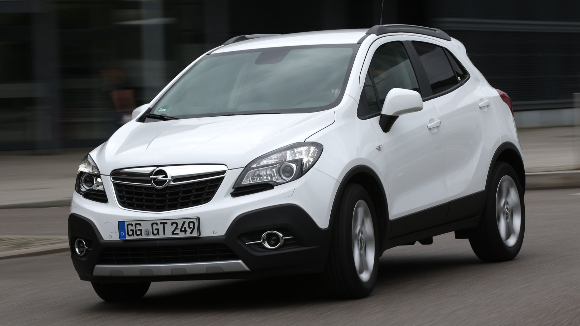 https://imgr1.auto-motor-und-sport.de/Opel-Mokka-Frontansicht-jsonLd16x9-fab91ba6-909361.jpg