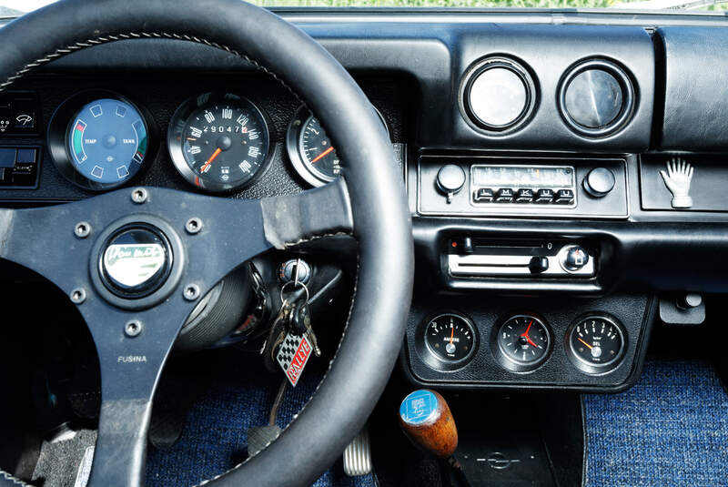 Opel Rallye Kadett 1100 SR, Lenkrad, Bedienelemente