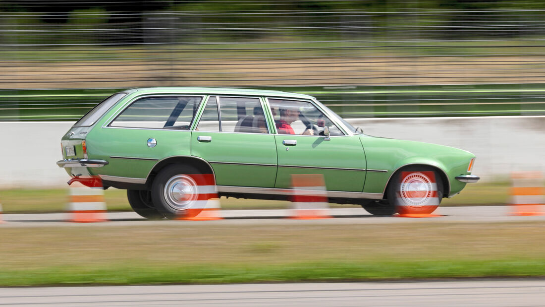 Opel Rekord D Caravan