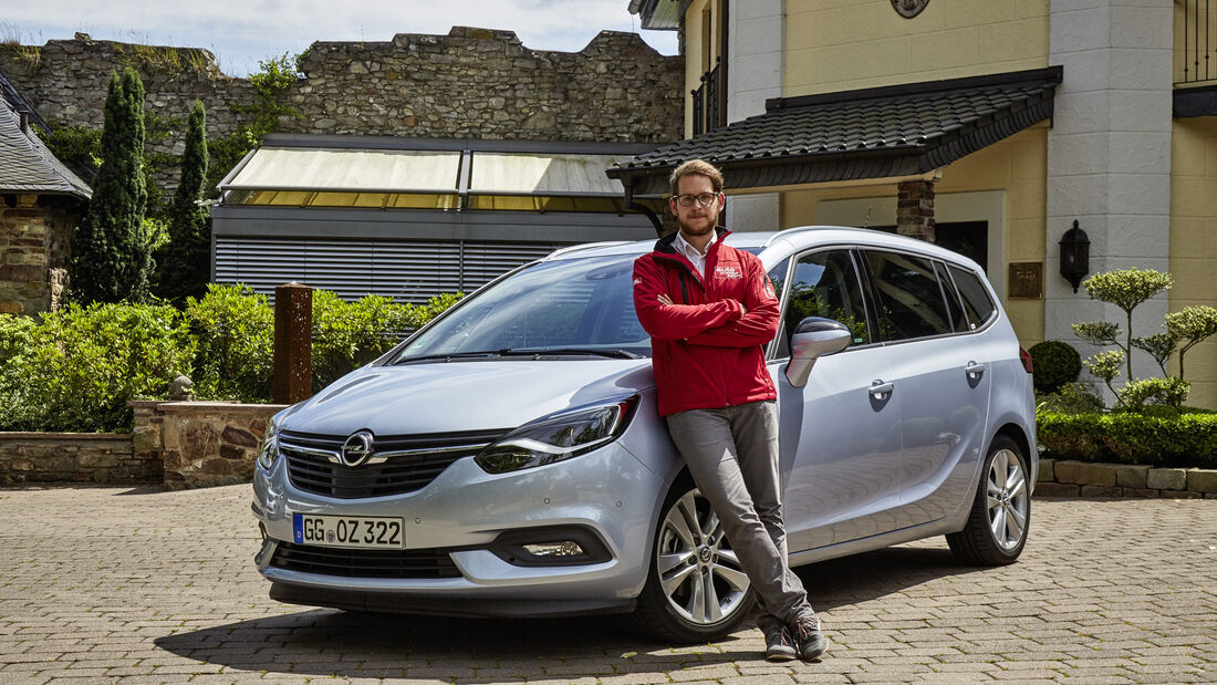 Opel Zafira Facelift 2016