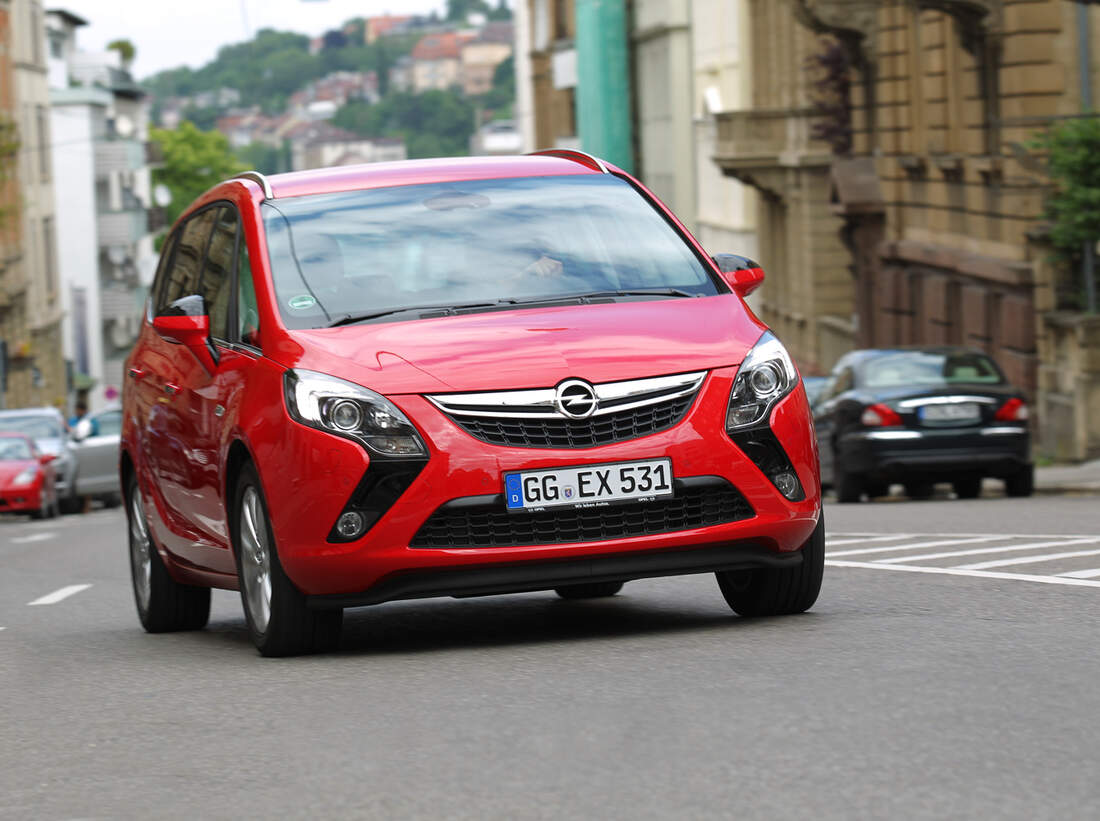 Opel Zafira Family vs Zafira TourerWelcher ist der bessere Kauf