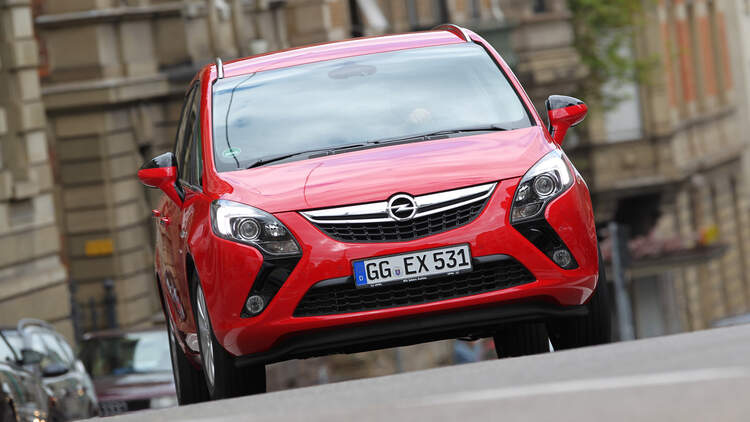 Opel Zafira Tourer 2 0 Cdti Im Fahrbericht Diesel Fur Dynamiker Auto Motor Und Sport