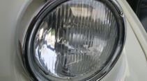 Osram LED Retrofit (2023) von außen im Scheinwerfer eines VW Käfer