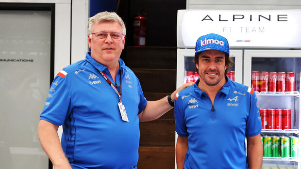 Otmar Szafnauer & Fernando Alonso - Hungarian GP 2022
