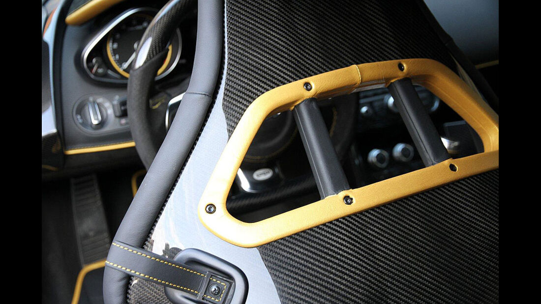 PPI Audi R8, Fahrersitz