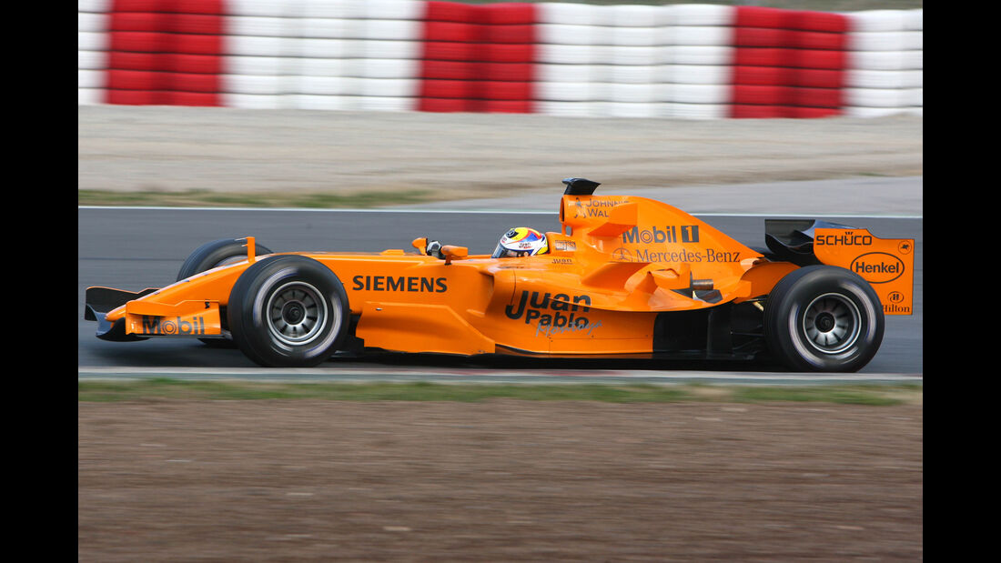 Pablo Montoya - McLaren MP4-21 - Test - Barcelona - 2006
