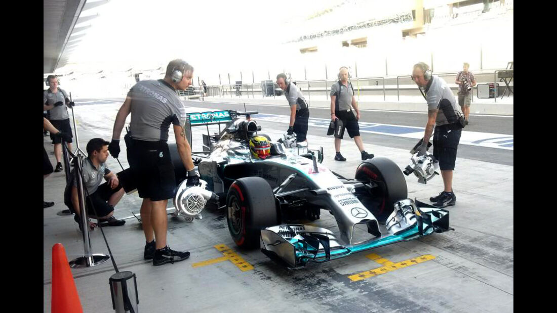 Pascal Wehrlein - Mercedes - Formel 1 - Test - Abu Dhabi - 26. November 2014