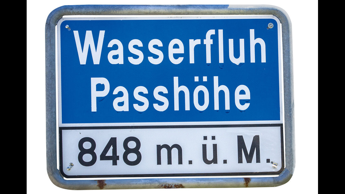 Passstraßen, Passname, Straßenschild