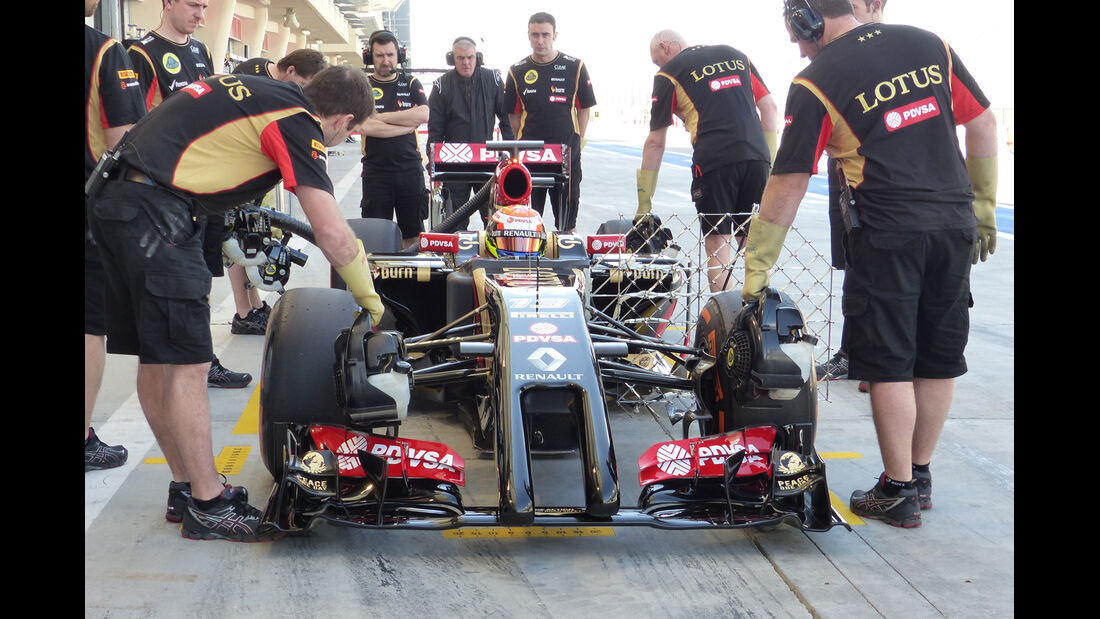 Pastor Maldonado - Lotus - Formel 1 - Test - Bahrain - 21. Februar 2014