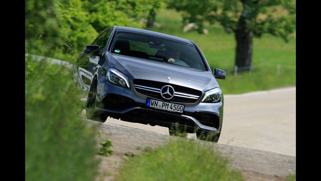 Performmaster-Mercedes-AMG A 45, Frontansicht
