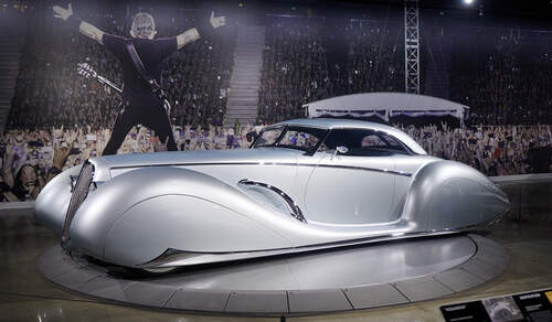 Petersen Museum James Hetfield Metallica Autos Ausstellung