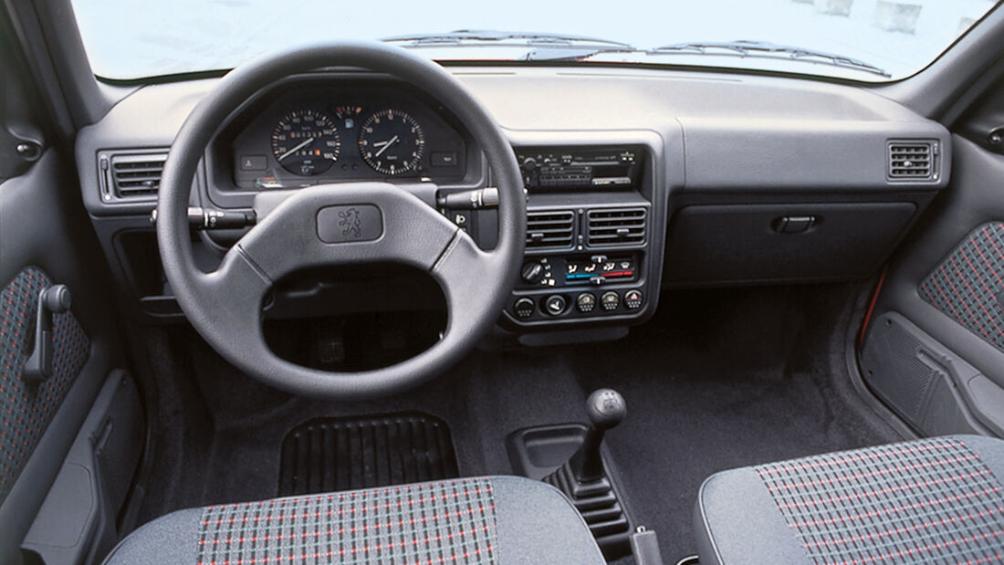 Peugeot 106, Cockpit