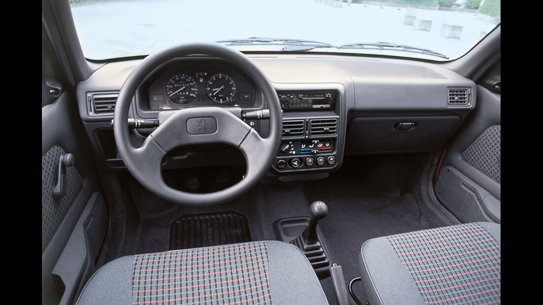 Peugeot 106, Cockpit