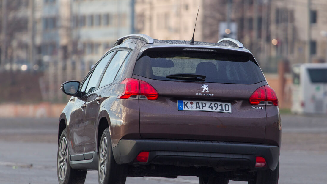 Peugeot 2008 82 VTi Active, Heckansicht