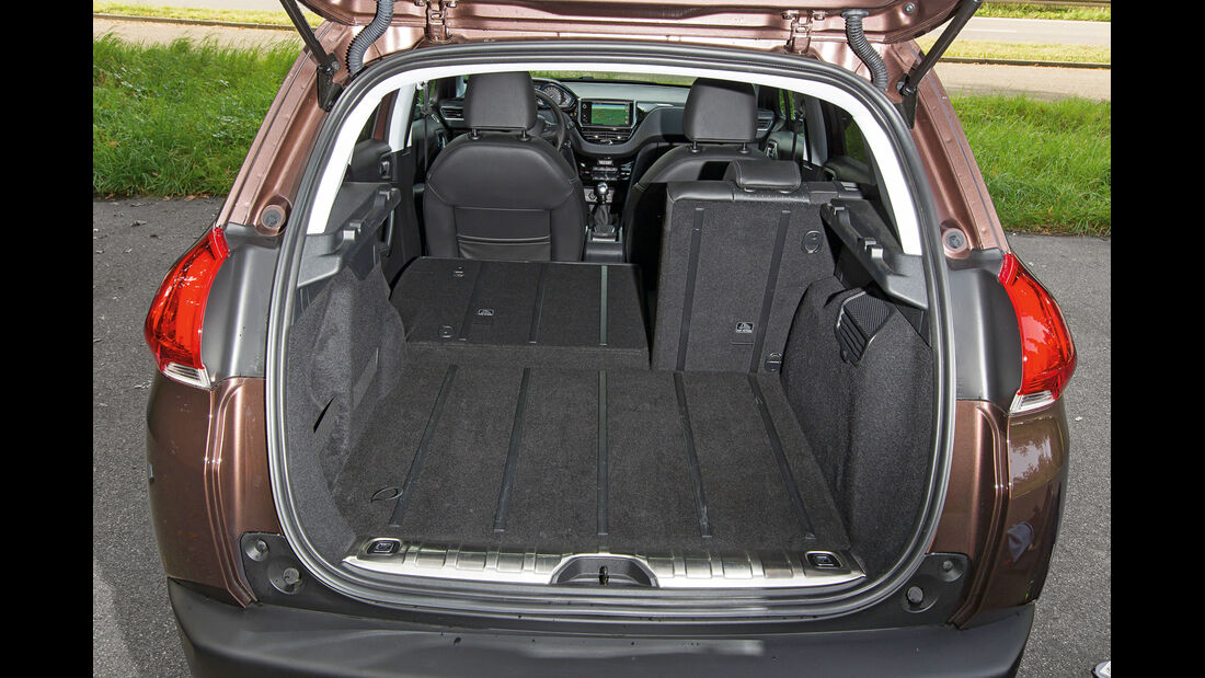 Peugeot 2008 e-HDi 115, Kofferraum, Ladefläche