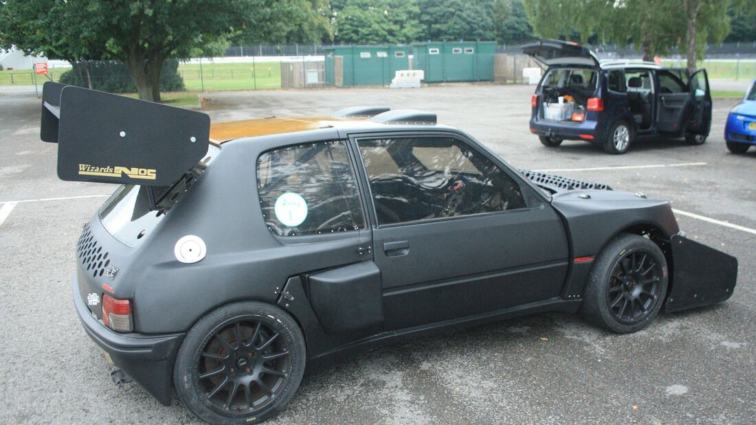 Peugeot 205 Twin-Engine