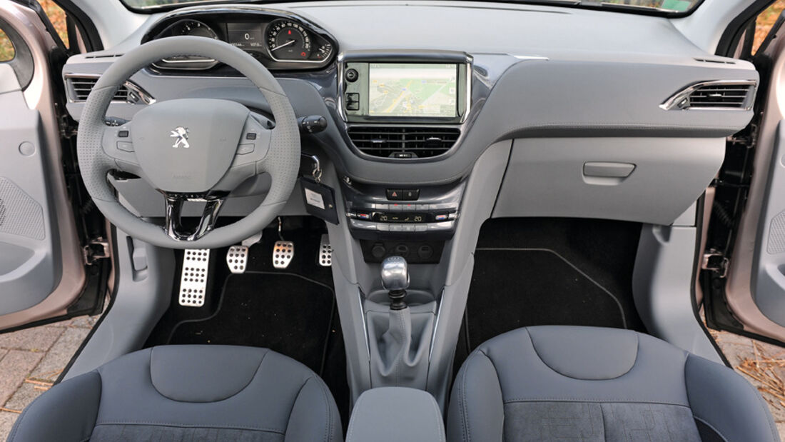 Peugeot 208, Cockpit