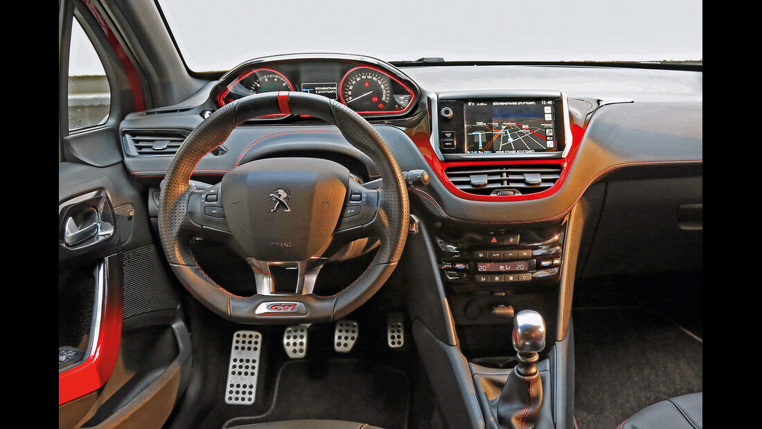 Peugeot 208, Cockpit