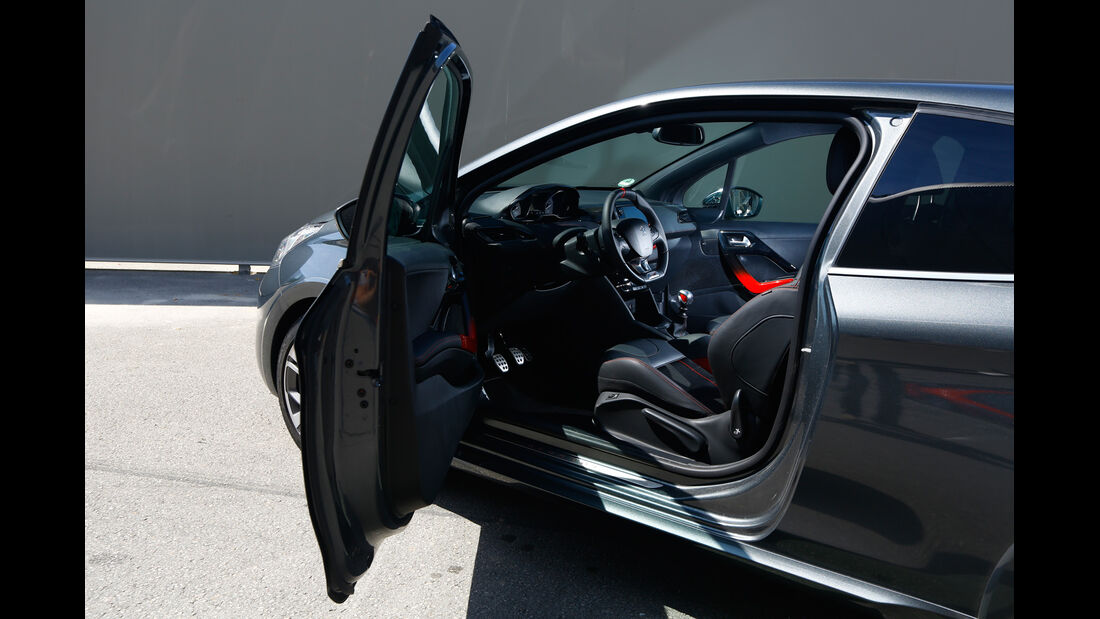 Peugeot 208 GTi, Fahrertür