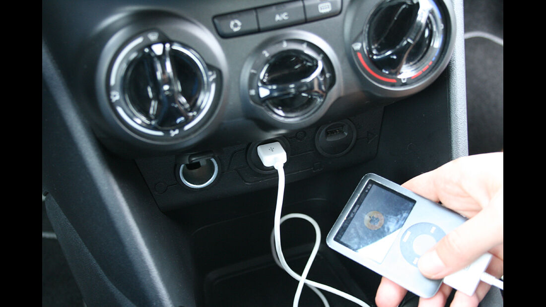 Peugeot 208, Innenraum-Check, iPod USB