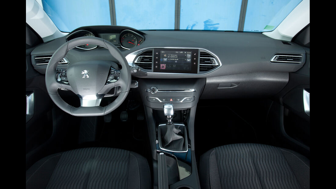 Peugeot 308 125 THP, Cockpit