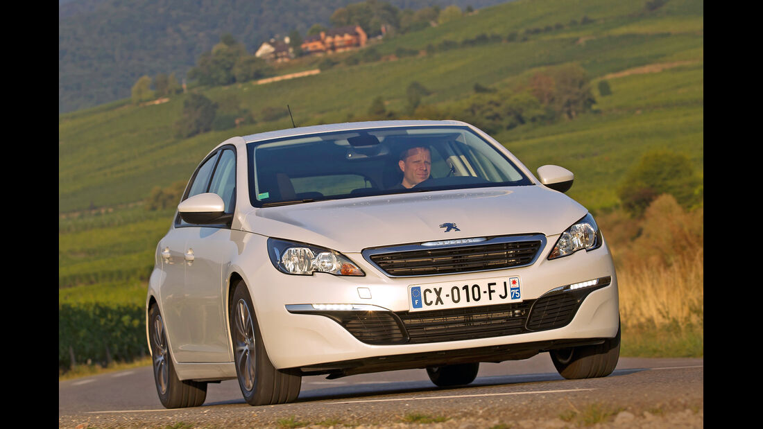 Peugeot 308 125 THP, Frontansicht