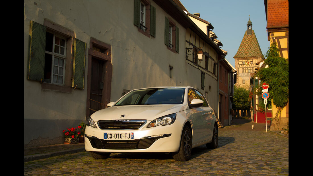 Peugeot 308 125 THP, Frontansicht
