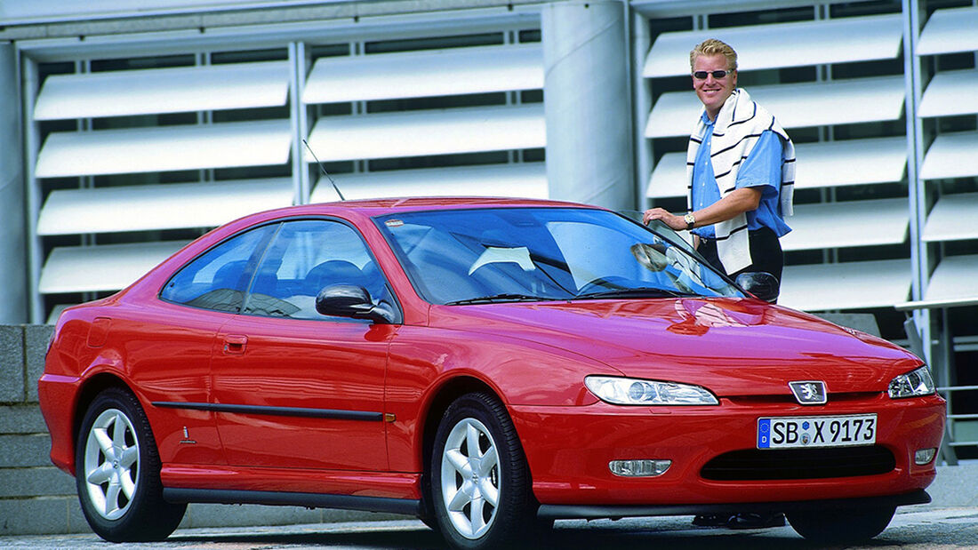 Peugeot 406 Coupé 2.0, Seitenansicht