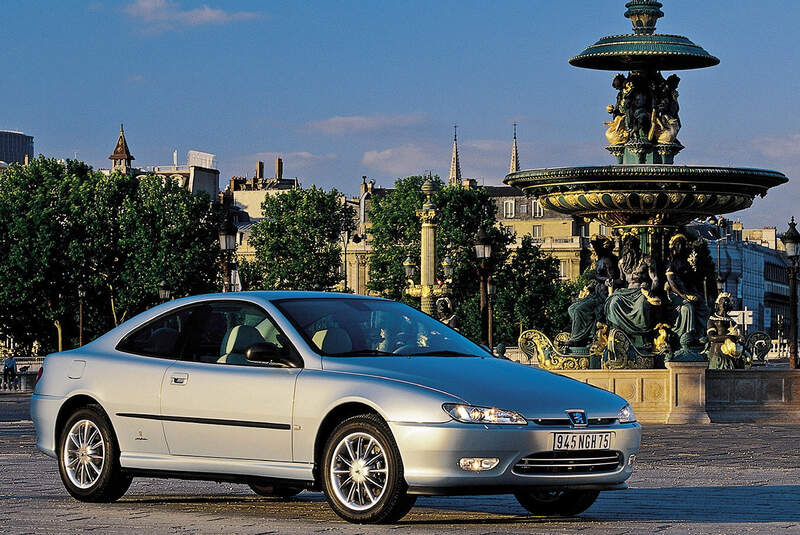 Peugeot 406 Coupé 2.0, Seitenansicht