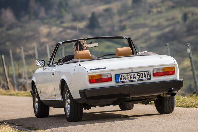 Peugeot 504 TI Cabrio, Heckansicht