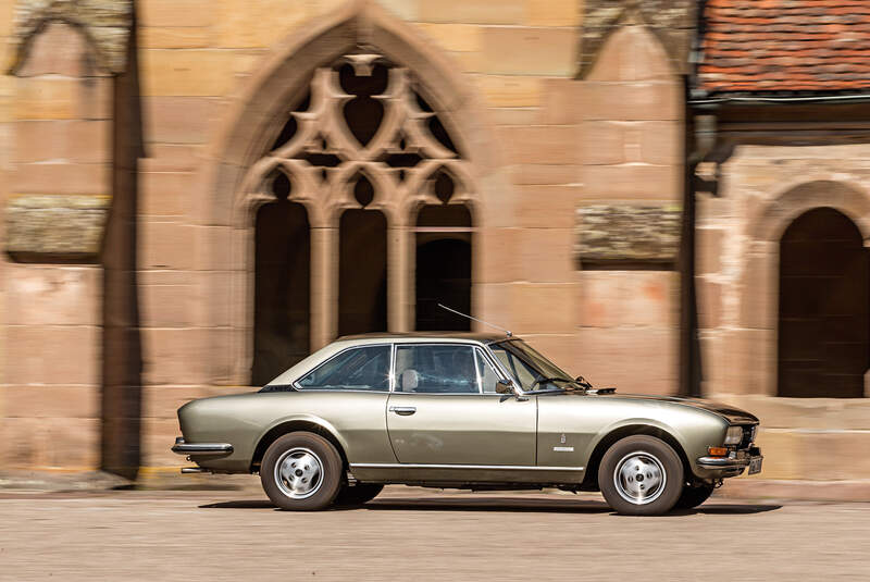 Peugeot 504 TI Coupé, Seitenansicht