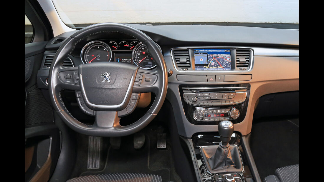 Peugeot 508, Cockpit