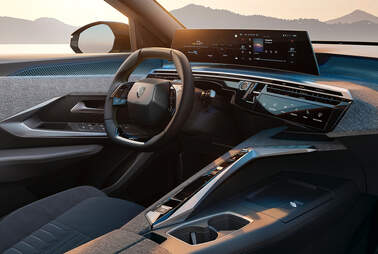 Neues Löwen-Cockpit mit 21-Zoll-Curved-Display 