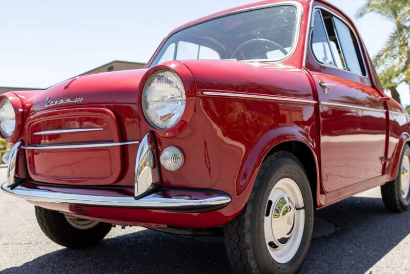 Piaggio Vespa 400 