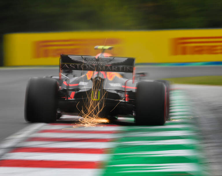 F1 Gp Ungarn 2019 2 Training Gasly Vorn Der Regen Kommt