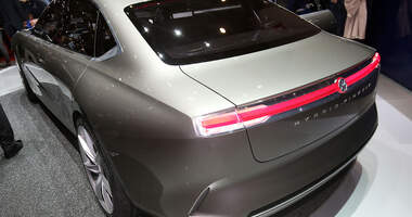 Porsche 918 Spyder Auf Der Iaa Hybrid Supersportler Mit