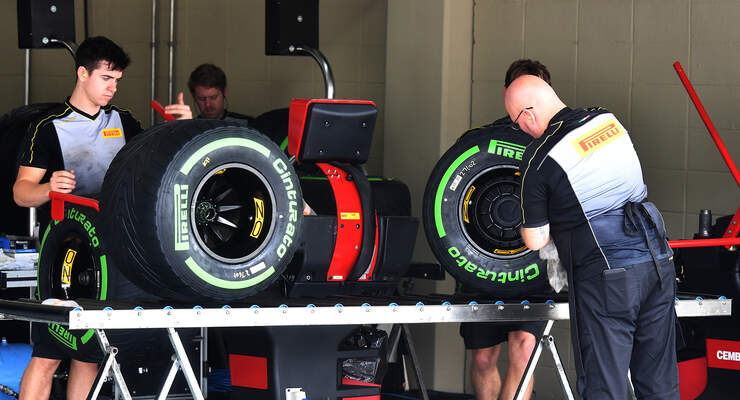 Pirelli - GP Brasilien 2017