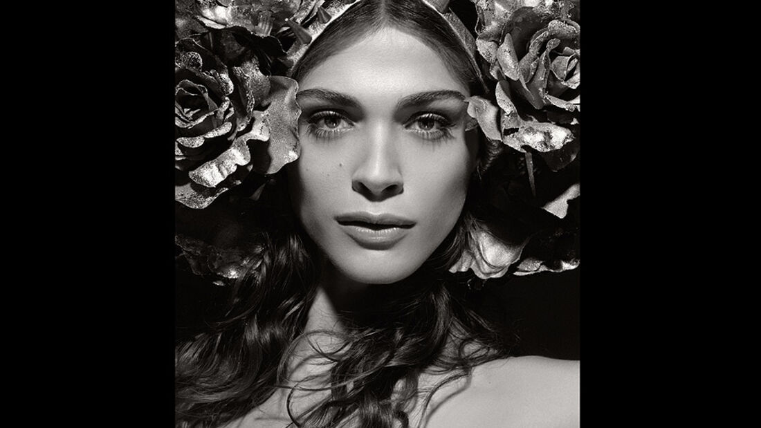 Pirelli-Kalender 2011 Elisa Sednaoui