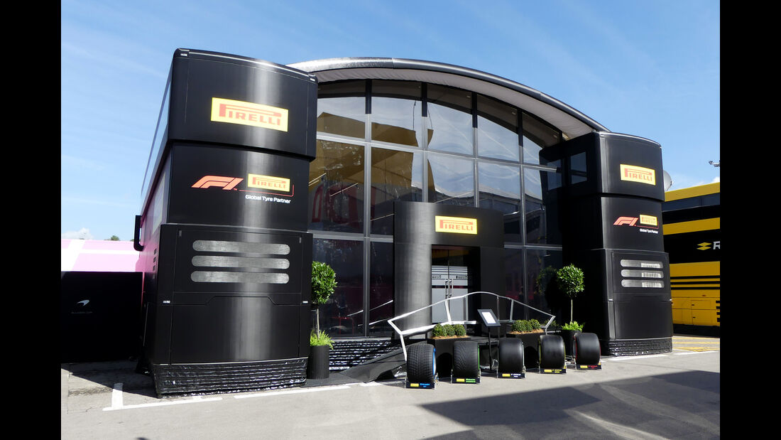 Pirelli - Motorhomes - Formel 1 - GP Spanien 2019