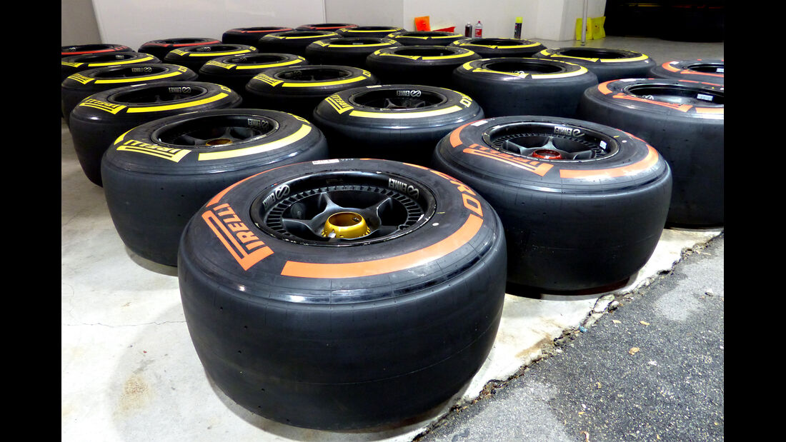 Pirelli-Reifen - GP Singapur - Formel 1 - 16. September 2015