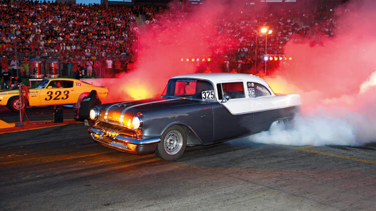 Nitrolympx Hockenheim 2010 Mit 2 500 Ps Schwarze Striche Malen Auto Motor Und Sport