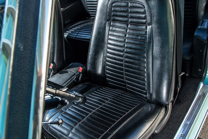 Pontiac Firebird 400, Fahrersitz