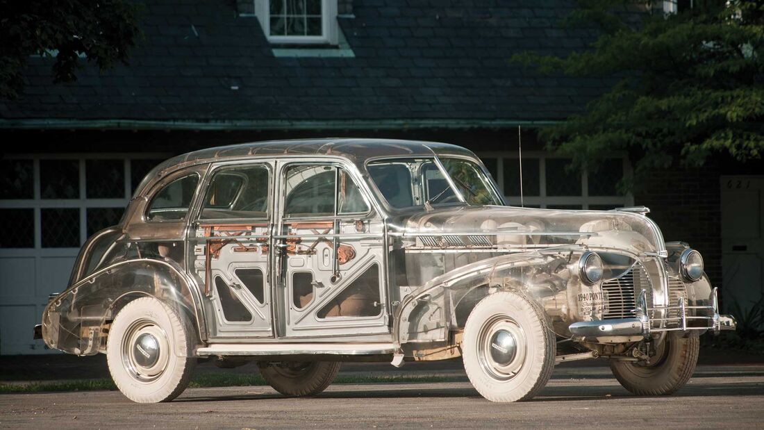 Pontiac Plexiglas Deluxe Six "Ghost Car" (1939)