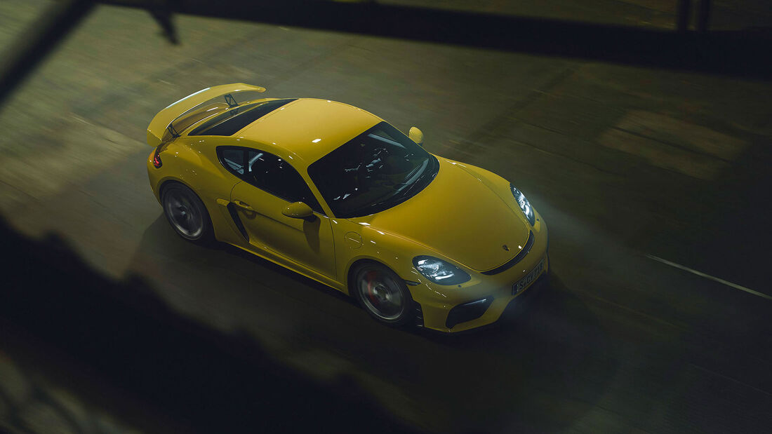 Porsche 718 Cayman GT4