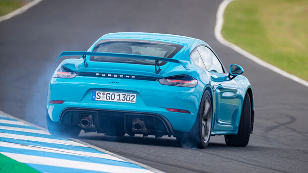 Porsche 718 Cayman GT4