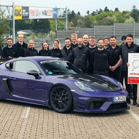 Porsche 718 Cayman GT4 RS mit Manthey Kit auf Nordschleife