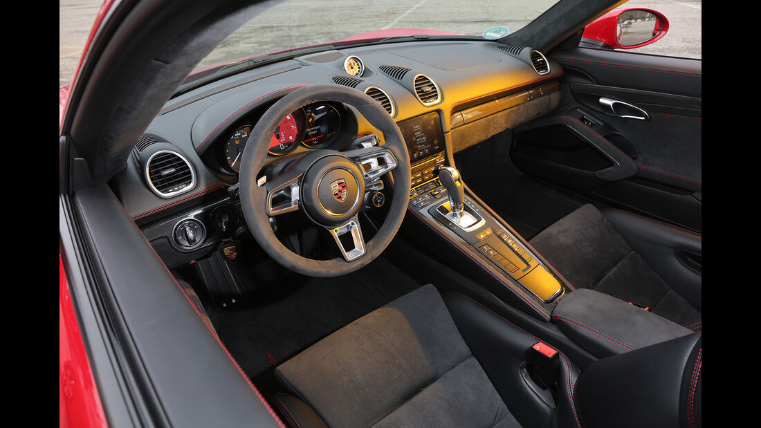 Porsche 718 Cayman GTS PDK, Interieur