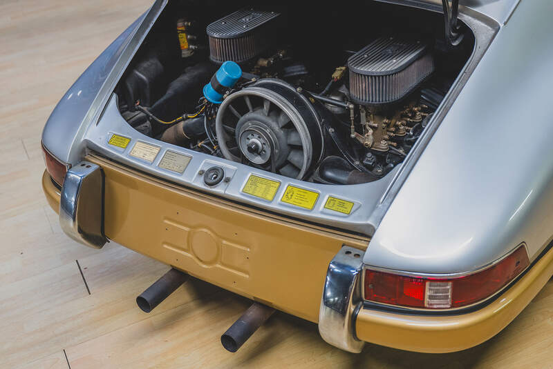 Porsche 911 (1965) Magnus Walker Collection